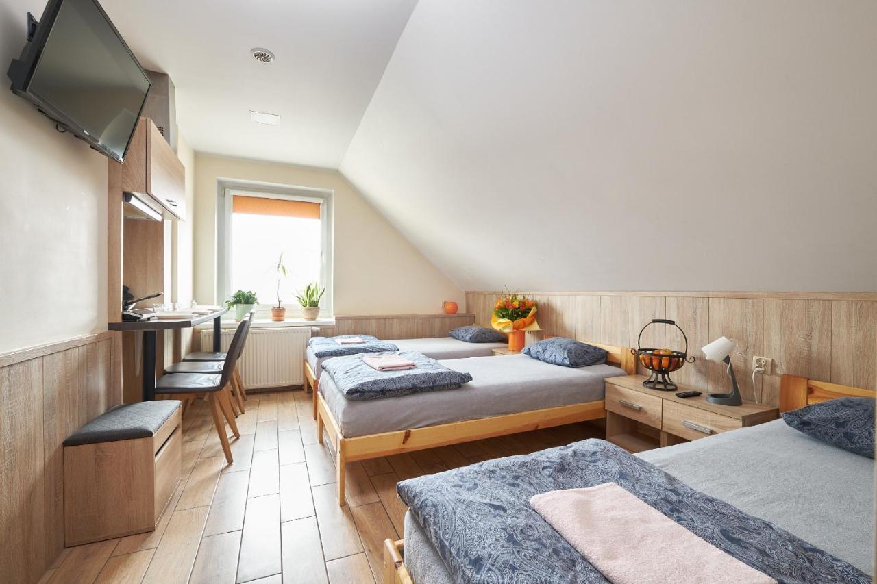 Apartamenty P7 Dzierzoniow Exterior photo