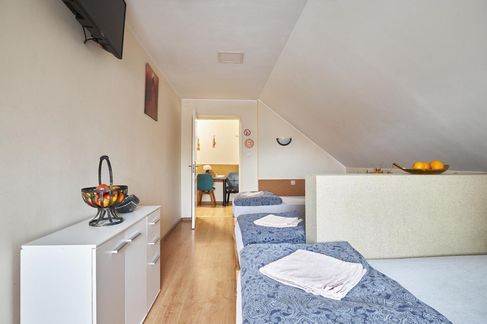 Apartamenty P7 Dzierzoniow Exterior photo